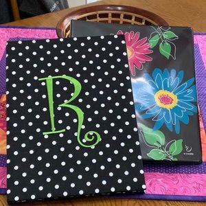 💚 This beautiful trio is like new!